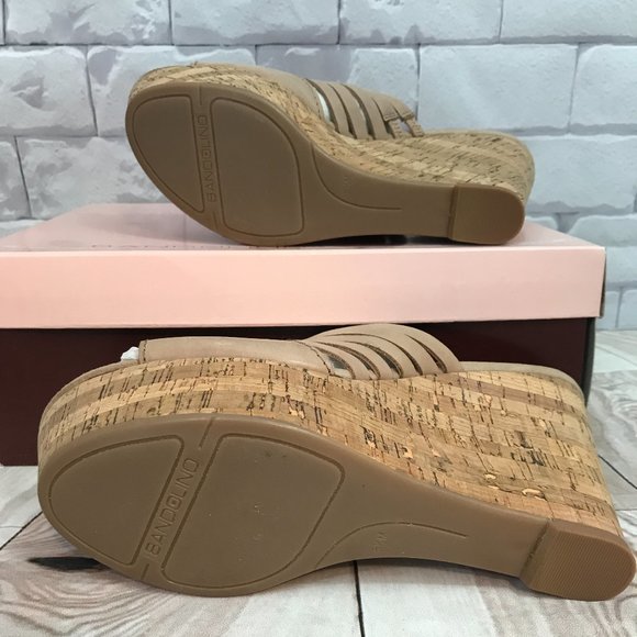 Women's Bandolino Lucilla Wedge Sandals - Picture 4 of 7